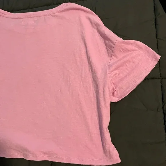 Colsie Boxy Cropped Tee - Picture 7 of 10